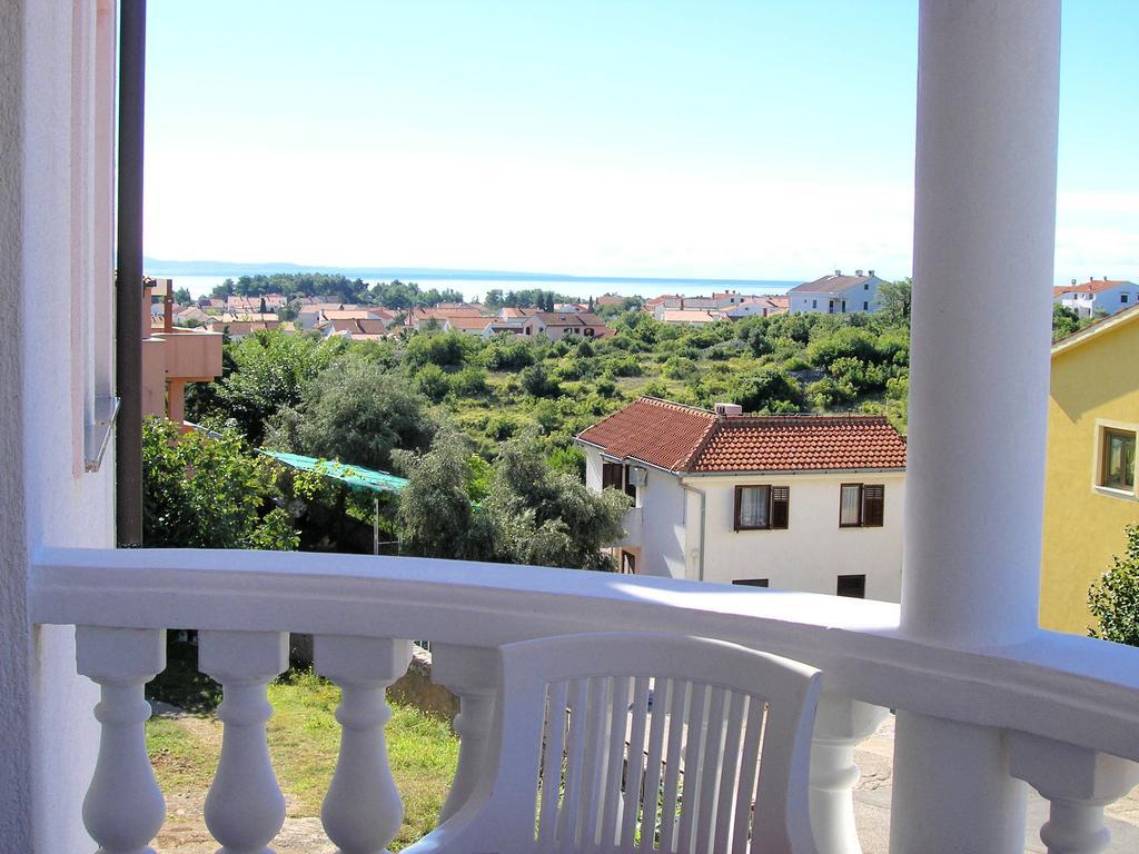 Apartments Kristina คิร์ก ภายนอก รูปภาพ