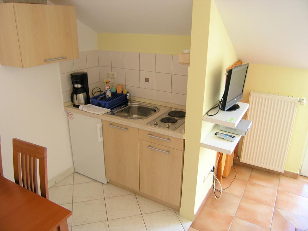 Apartments Kristina คิร์ก ภายนอก รูปภาพ