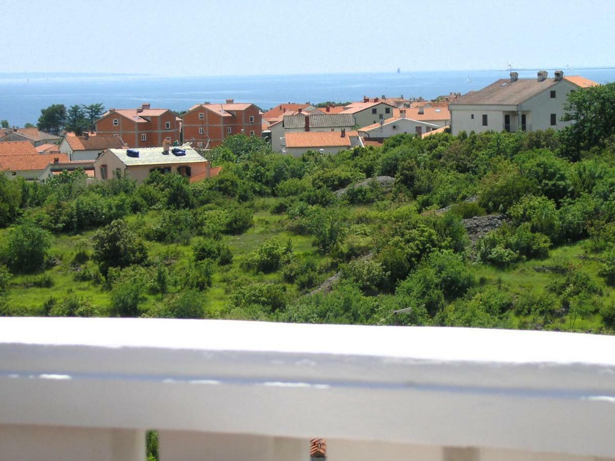 Apartments Kristina คิร์ก ภายนอก รูปภาพ